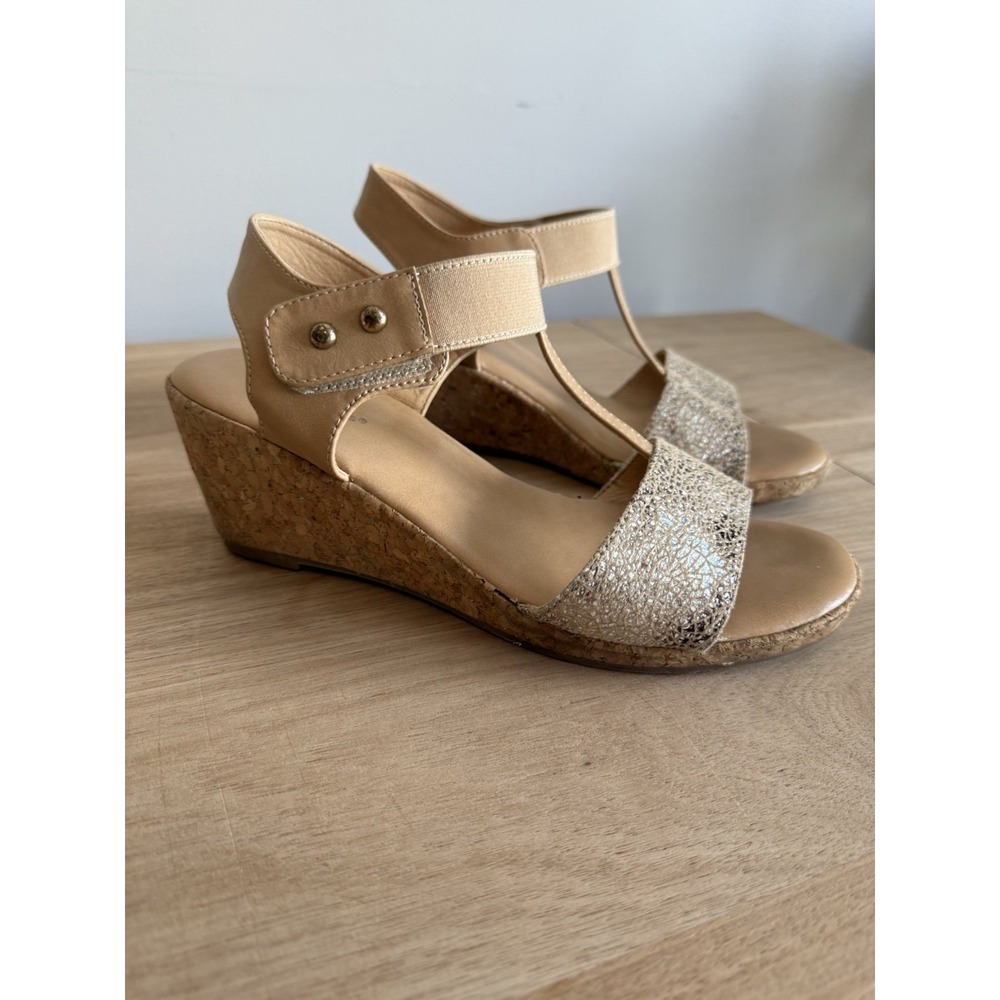 CloudWalkers Gold Sparkle T-Strap Wedge Sandals – Size 9W Wide Width - Picture 2 of 6